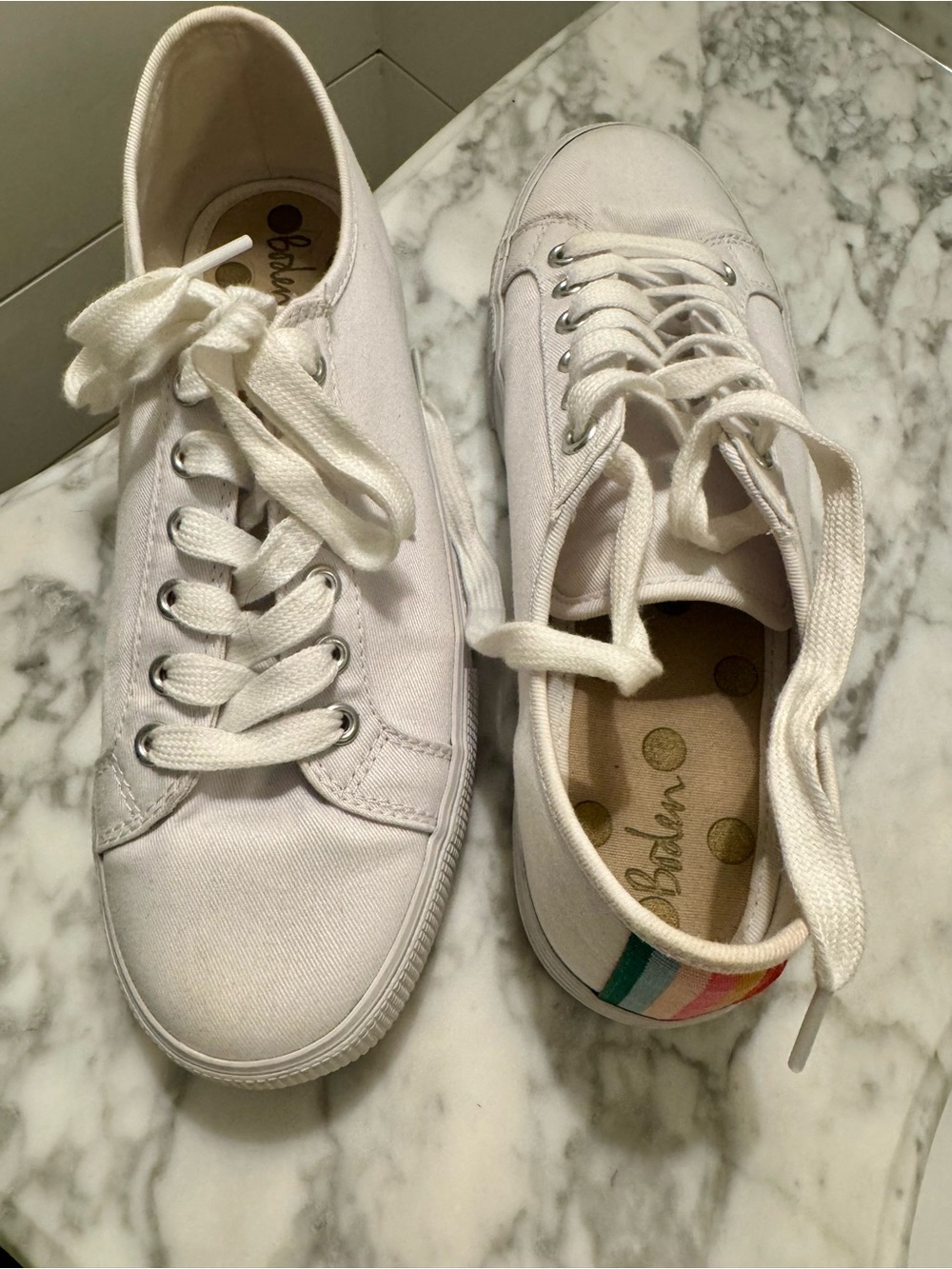 Boden White Canvas Low-Top Sneakers with Multicolor Heel Tabs
